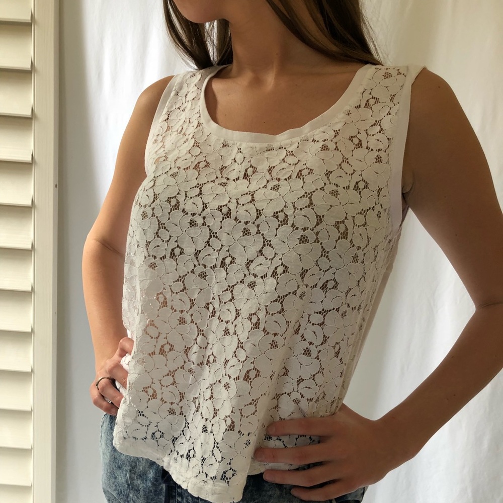 Rubbish white lace sheer tank
